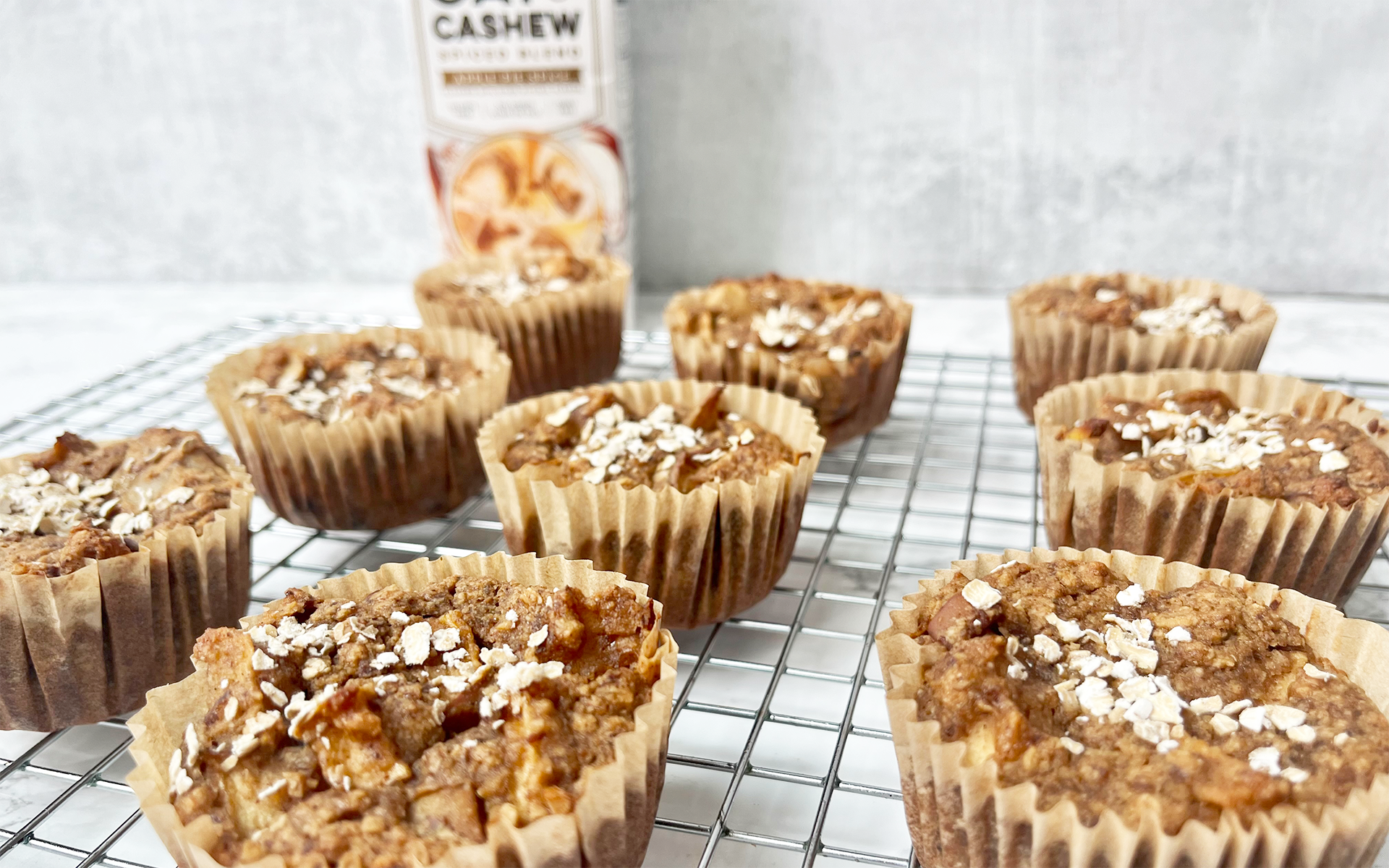 Easy Apple Muffins