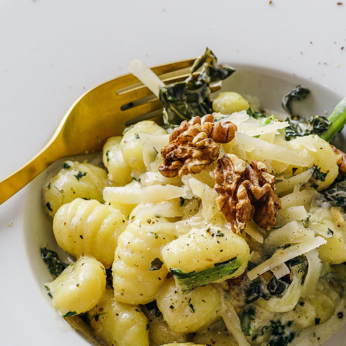How to Make Creamy Vegan Spinach Cauliflower Alfredo