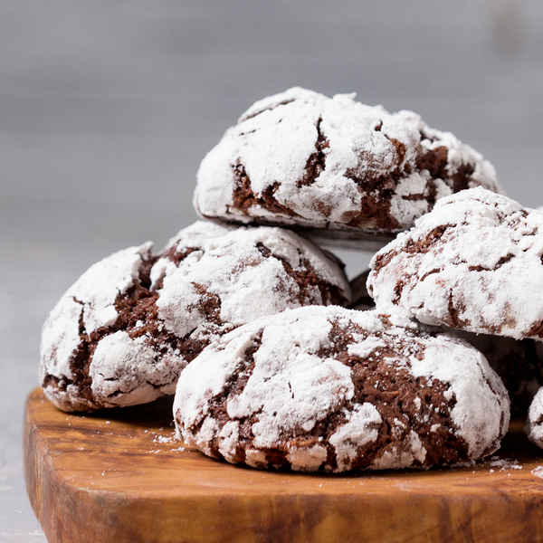 Vegan Chocolate Crinkle Christmas Cookies