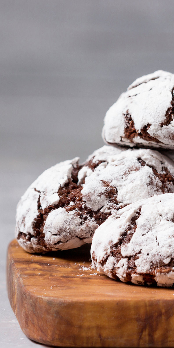 How to Make Vegan Chocolate Crinkle Cookies