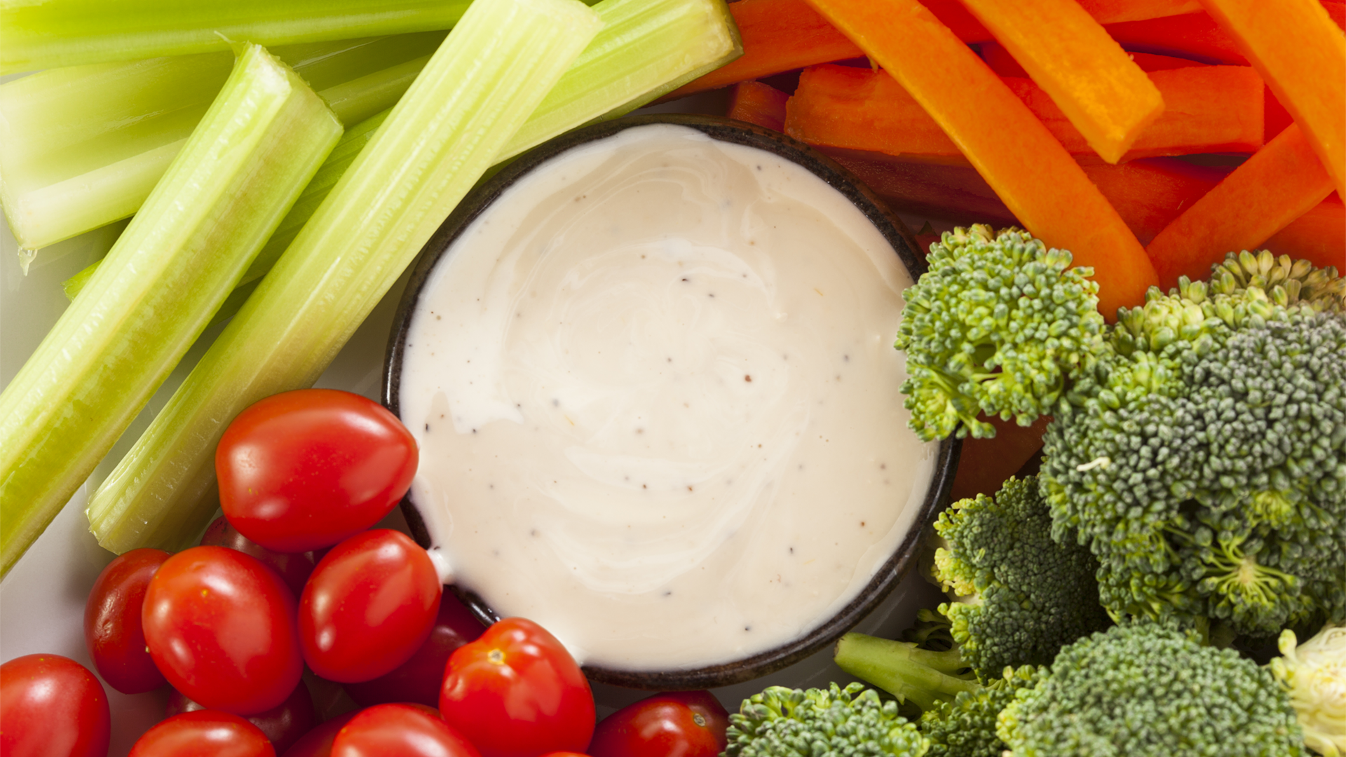 CREAMY VEGAN RANCH DIP